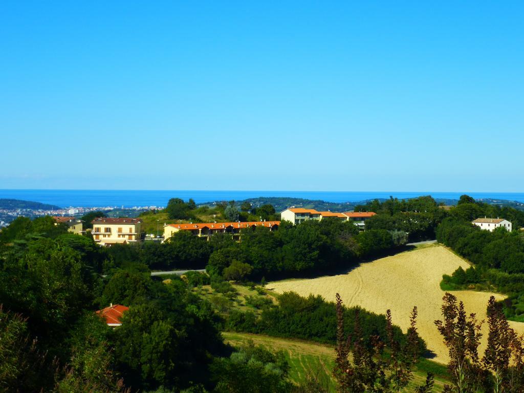 Casa Ezelina Appartamenti Pesaro Chambre photo